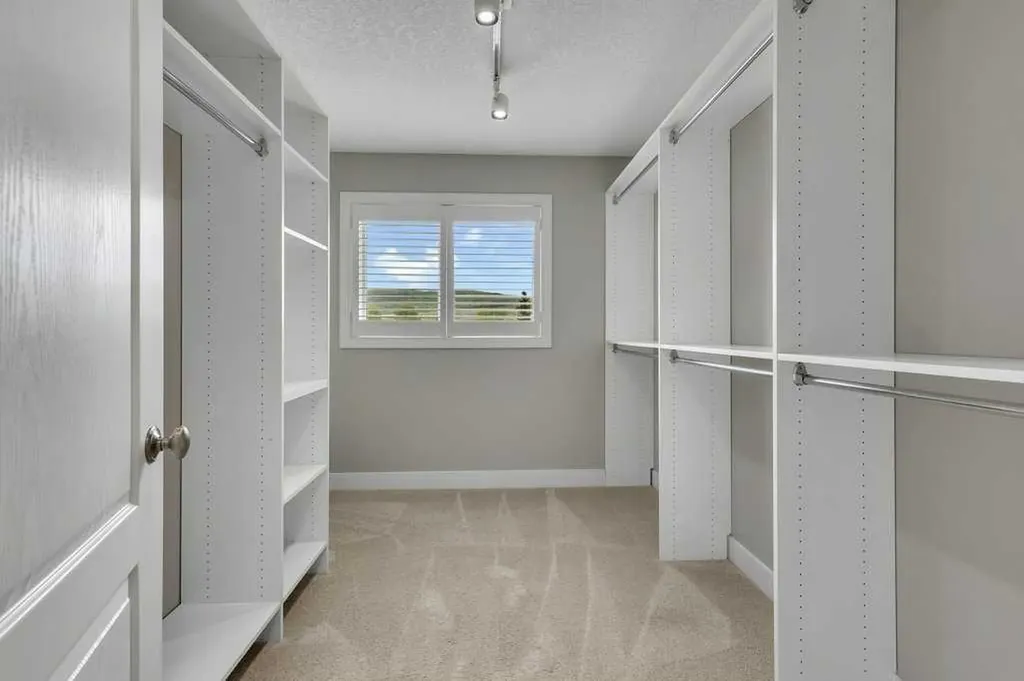 10983 Valley Springs Road NW Calgary AB T3B 5S5