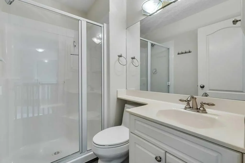 10983 Valley Springs Road NW Calgary AB T3B 5S5