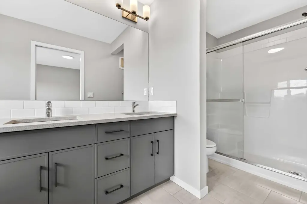 195 Magnolia Terrace SE Calgary AB T3M 3N2
