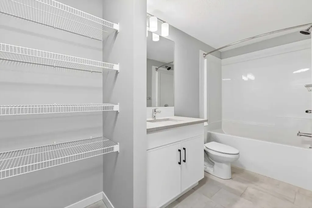 195 Magnolia Terrace SE Calgary AB T3M 3N2