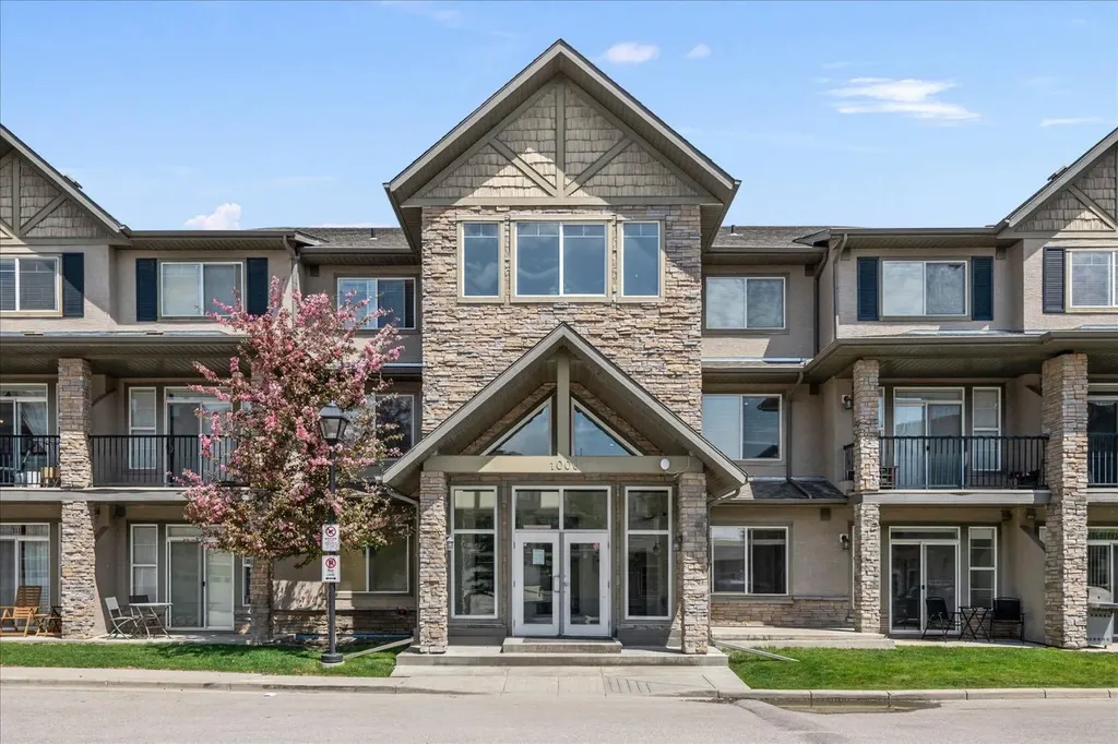 211 Aspen Stone Boulevard SW Calgary AB T3H 0K1