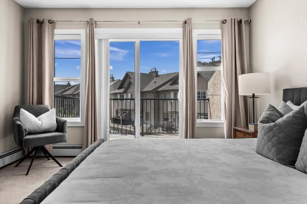 211 Aspen Stone Boulevard SW Calgary AB T3H 0K1