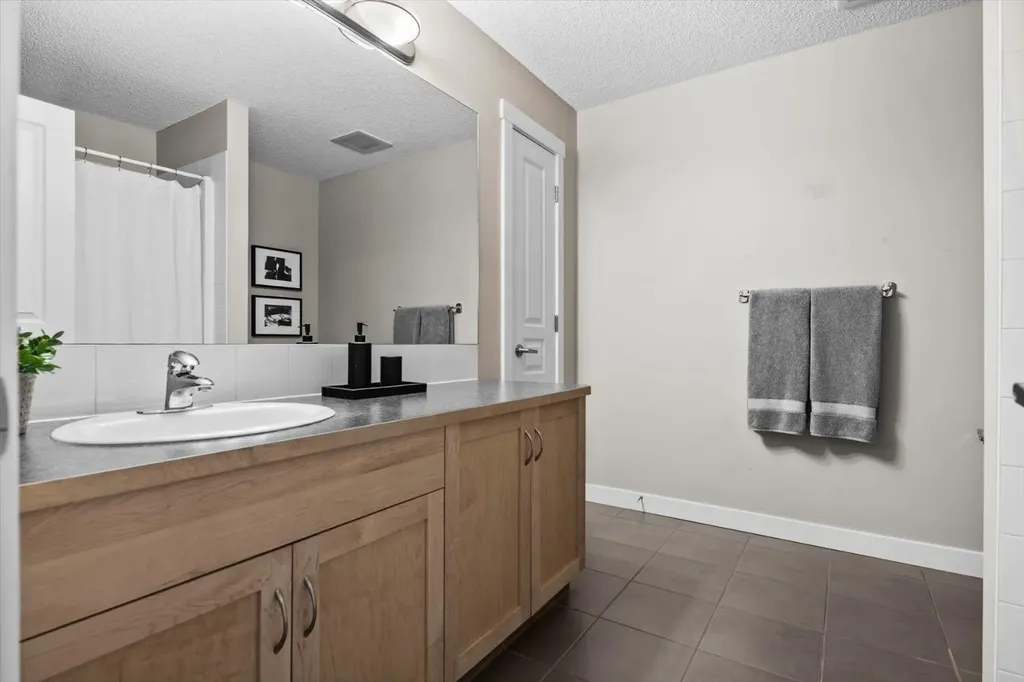 211 Aspen Stone Boulevard SW Calgary AB T3H 0K1