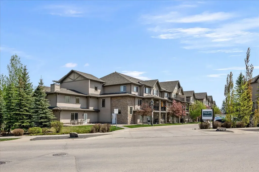 211 Aspen Stone Boulevard SW Calgary AB T3H 0K1
