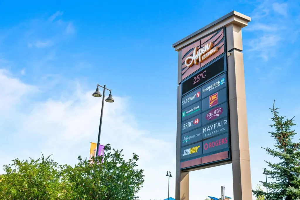 211 Aspen Stone Boulevard SW Calgary AB T3H 0K1