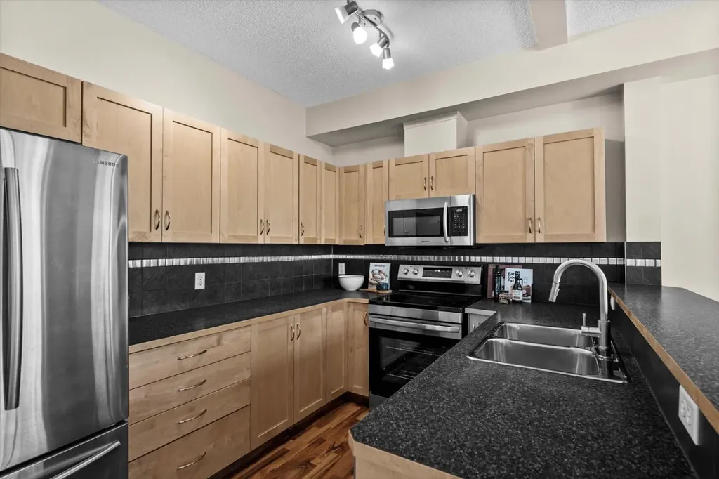 211 Aspen Stone Boulevard SW Calgary AB T3H 0K1