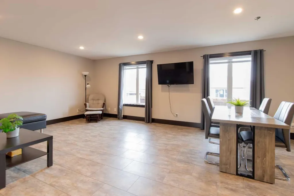 757 27 Street Fort Macleod AB T0L0Z0