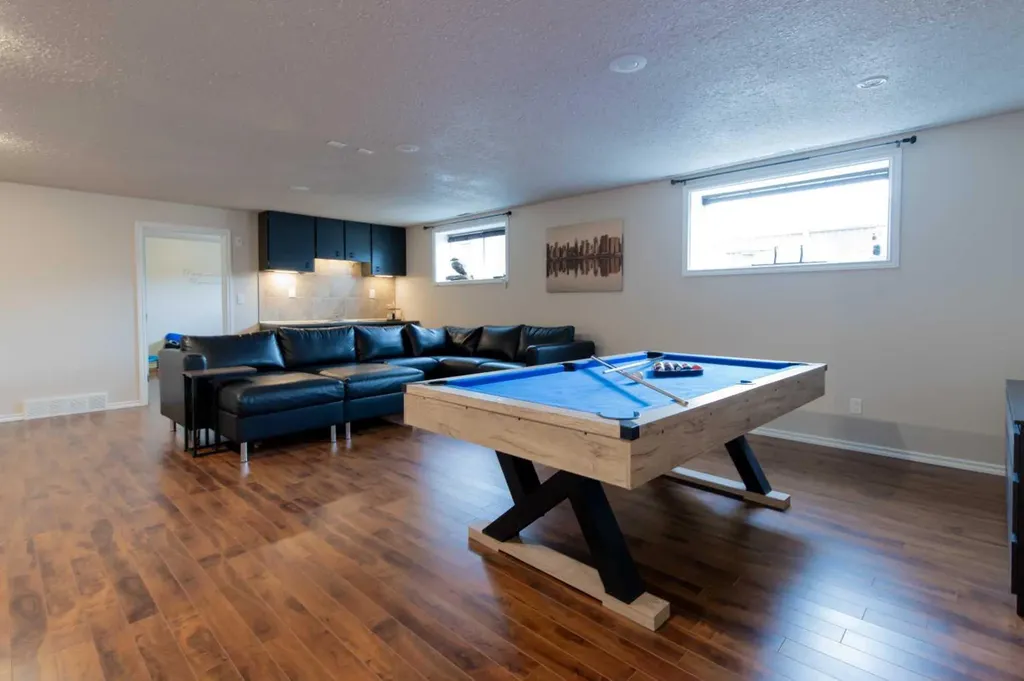 757 27 Street Fort Macleod AB T0L0Z0
