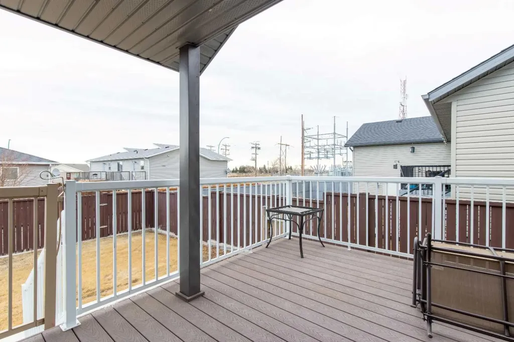 757 27 Street Fort Macleod AB T0L0Z0