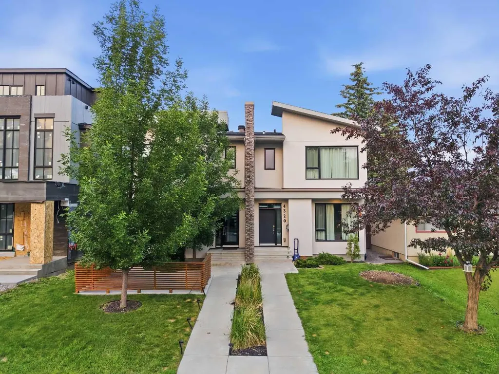 4318 17 Street SW Calgary AB T2T 4P8