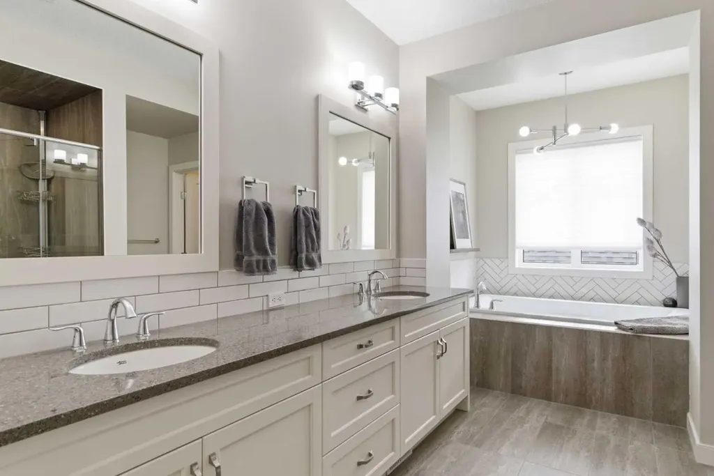 134 Cranbrook Circle SE Calgary AB T3M 2L9