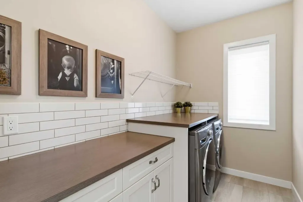 134 Cranbrook Circle SE Calgary AB T3M 2L9