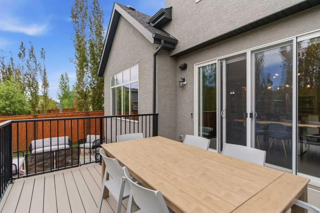 134 Cranbrook Circle SE Calgary AB T3M 2L9