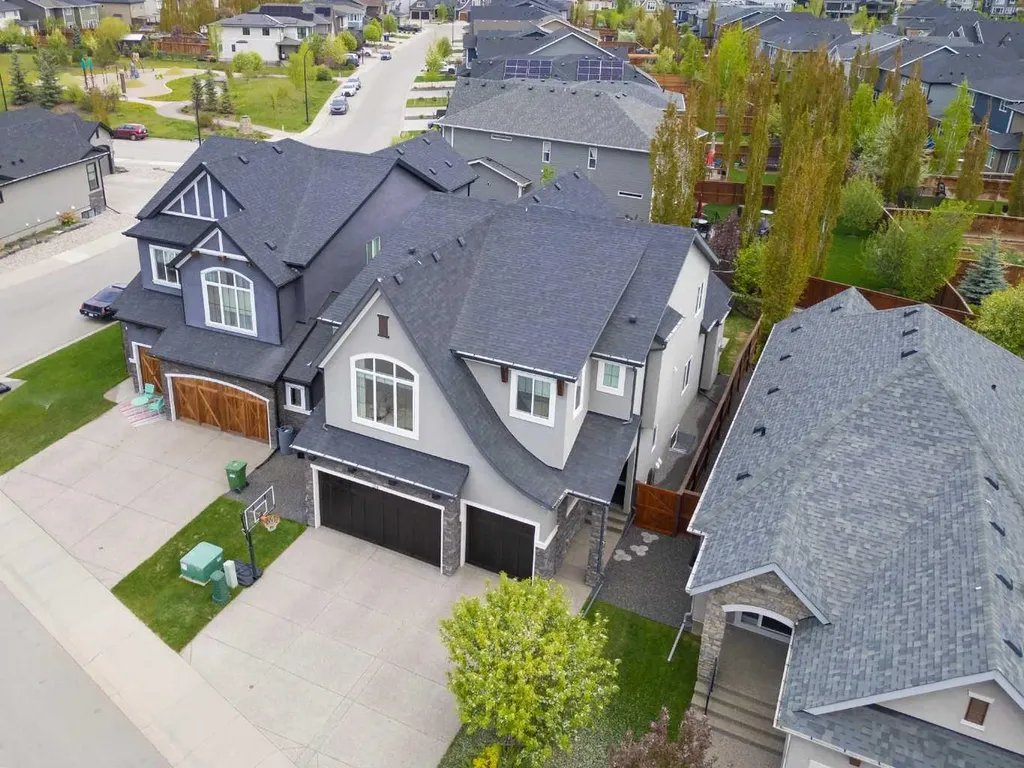 134 Cranbrook Circle SE Calgary AB T3M 2L9