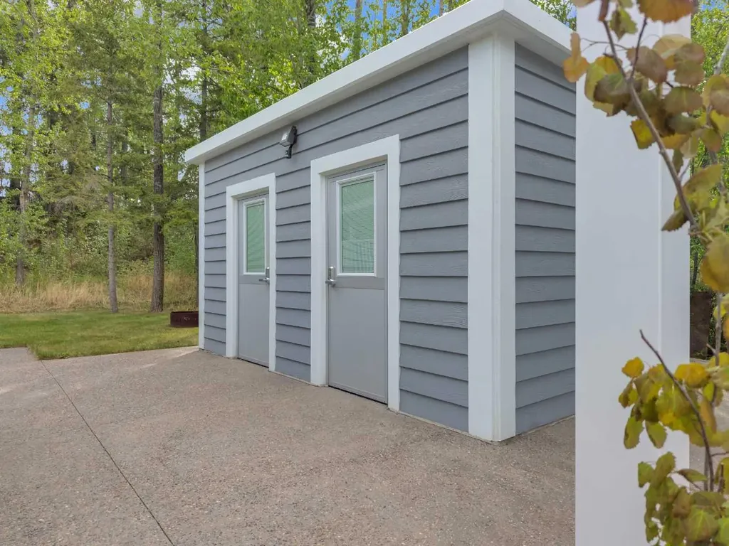 41310 Range Road 282 Rural Lacombe County AB T4J 2N3