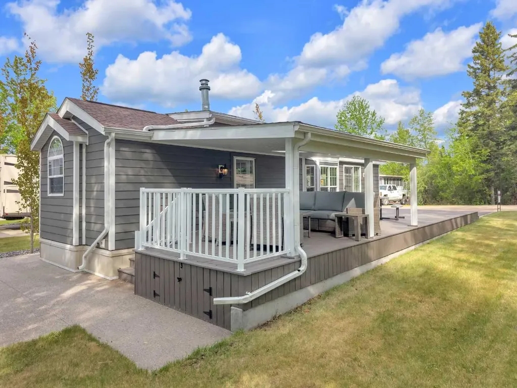 41310 Range Road 282 Rural Lacombe County AB T4J 2N3