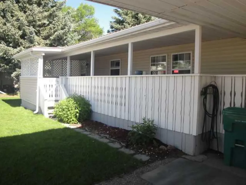 3010 29th Street S Lethbridge AB T1K 6S7