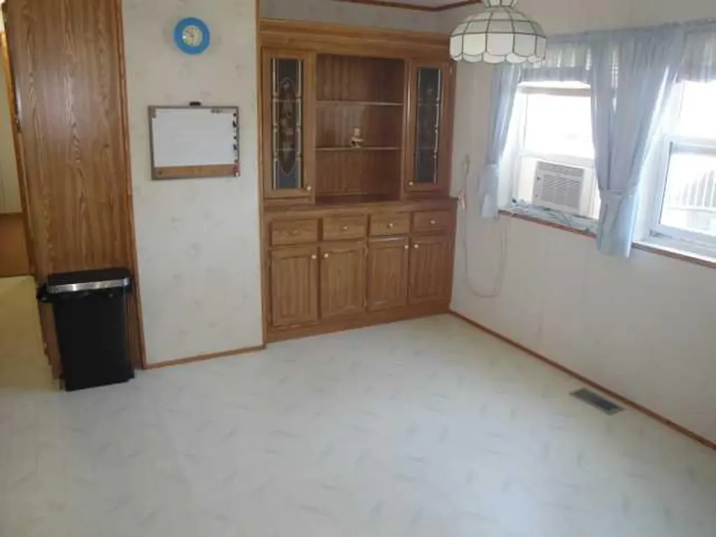 3010 29th Street S Lethbridge AB T1K 6S7