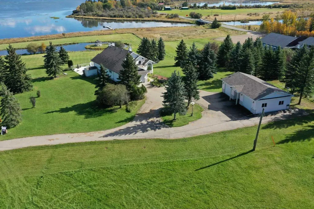 1 Ave Avenue W Buck Lake AB T0C 0T0