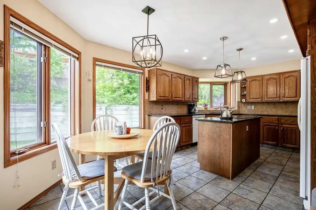 133 Signal Hill Circle SW Calgary AB T3H 2H1