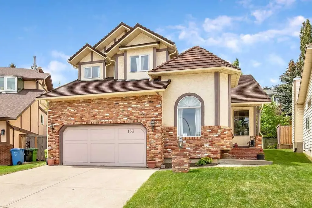 133 Signal Hill Circle SW Calgary AB T3H 2H1