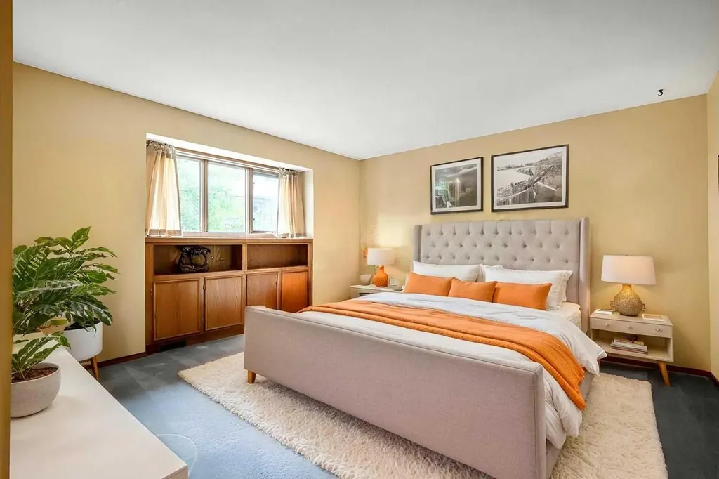 133 Signal Hill Circle SW Calgary AB T3H 2H1