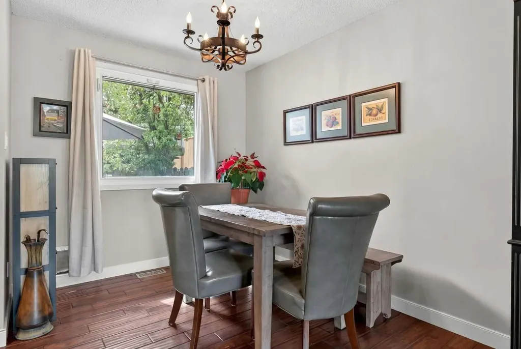 7539 Hunterview Drive NW Calgary AB T2K4P7