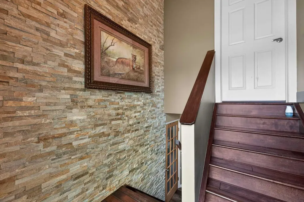 7539 Hunterview Drive NW Calgary AB T2K4P7
