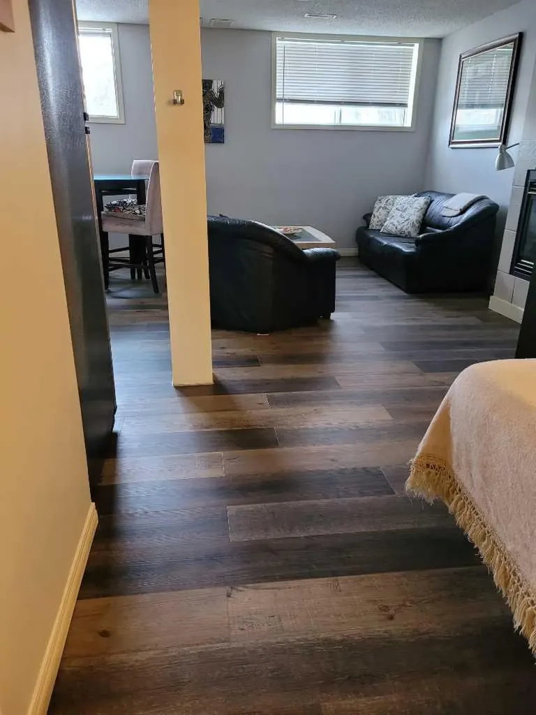 7539 Hunterview Drive NW Calgary AB T2K4P7