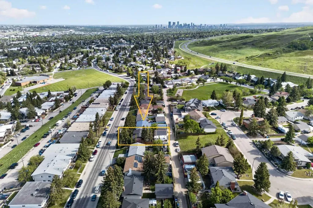 7539 Hunterview Drive NW Calgary AB T2K4P7