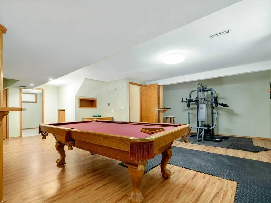 51 Wildwood Crescent W Lethbridge AB t1k6c8