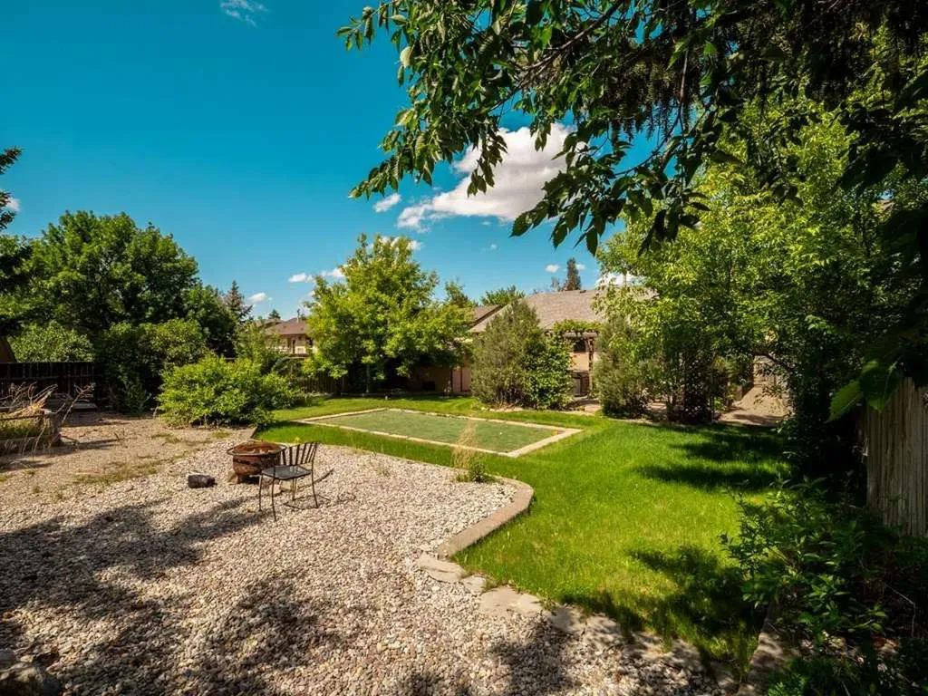 51 Wildwood Crescent W Lethbridge AB t1k6c8
