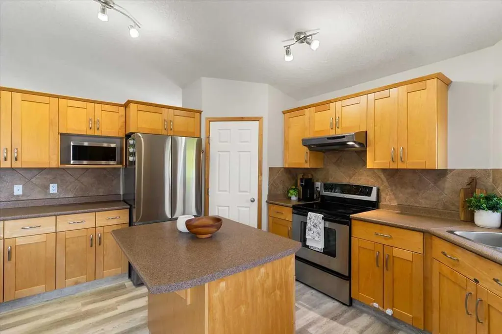 6620 111 Street Grande Prairie AB T8W 2Y9