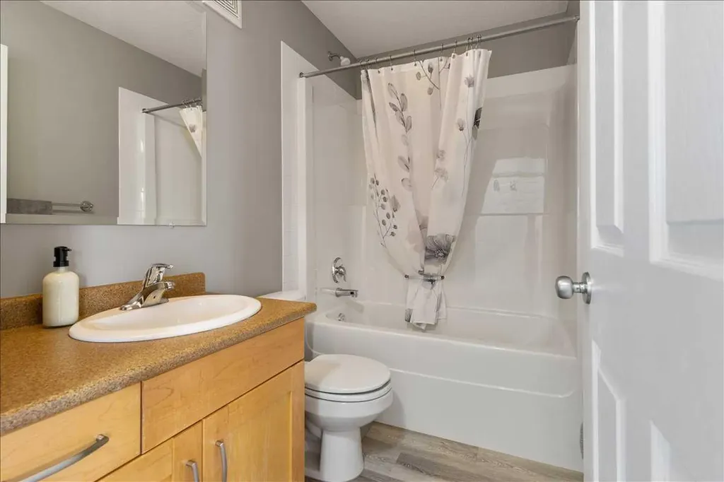 6620 111 Street Grande Prairie AB T8W 2Y9