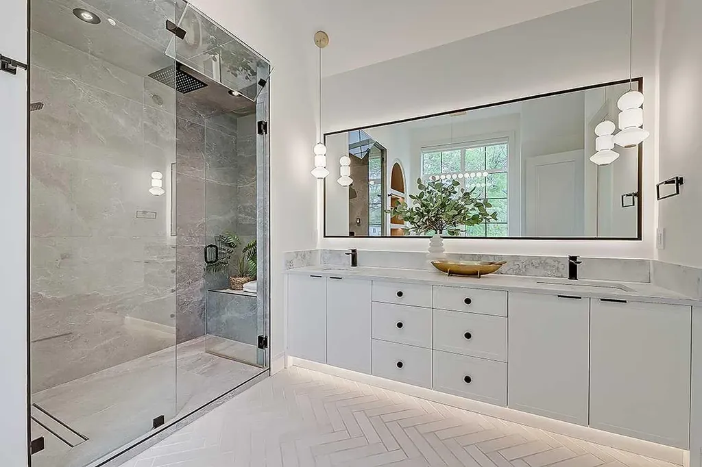 623 18 Avenue NW Calgary AB T2M 0T9