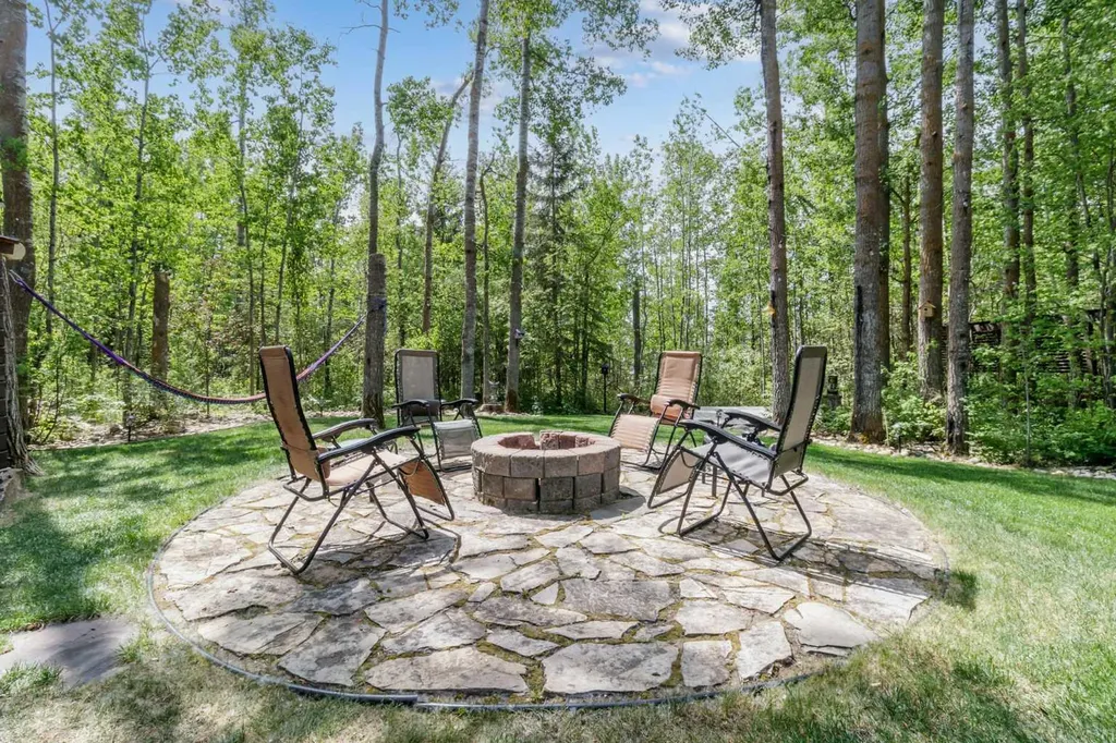 10046 Township Road 422 Rural Ponoka County AB T0C 2J0