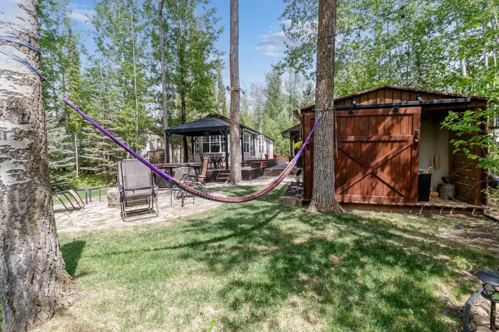 10046 Township Road 422 Rural Ponoka County AB T0C 2J0