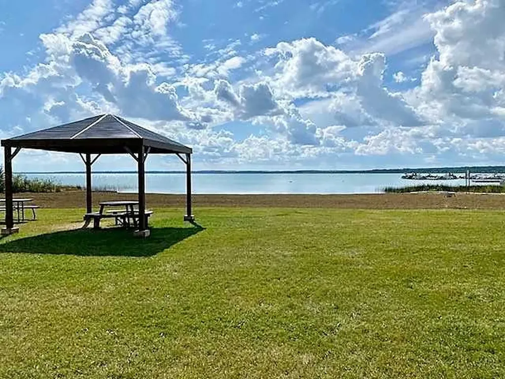 10046 Township Road 422 Rural Ponoka County AB T0C 2J0