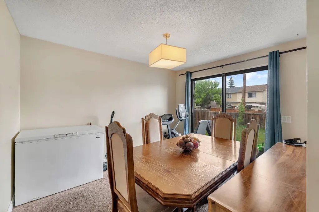 145 Castlebrook Way NE Calgary AB T3J 2A7
