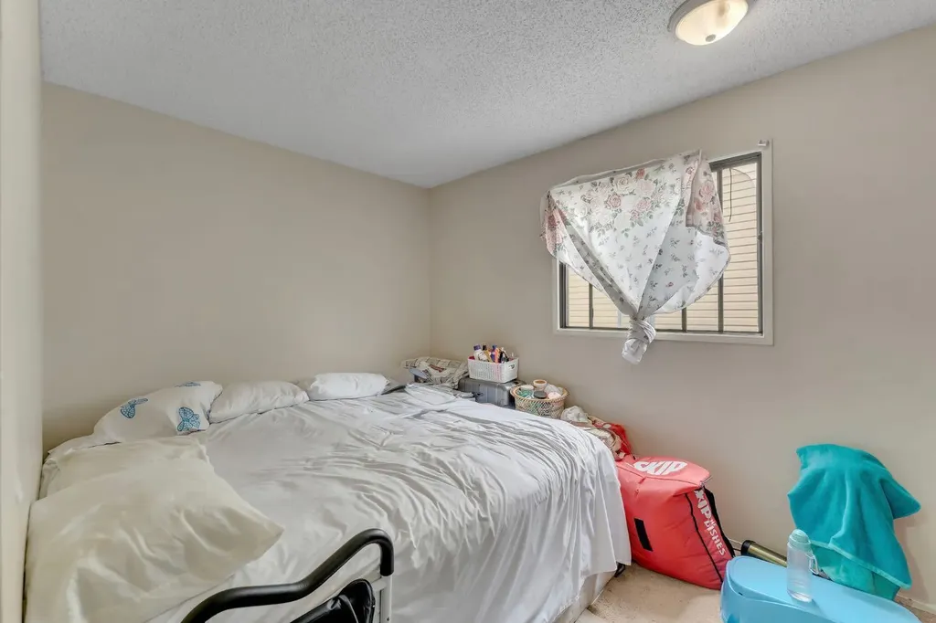 145 Castlebrook Way NE Calgary AB T3J 2A7