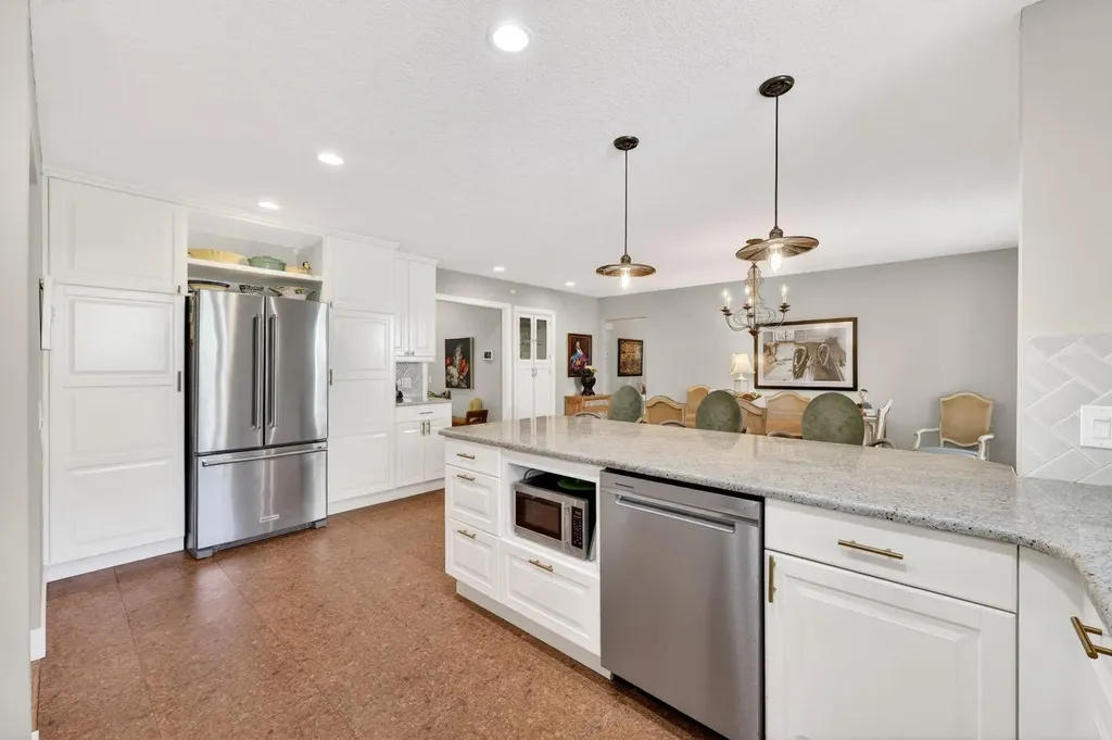 5120 Dalham Crescent NW Calgary AB T3A 1L7