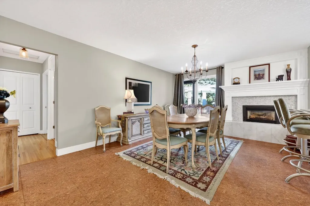 5120 Dalham Crescent NW Calgary AB T3A 1L7