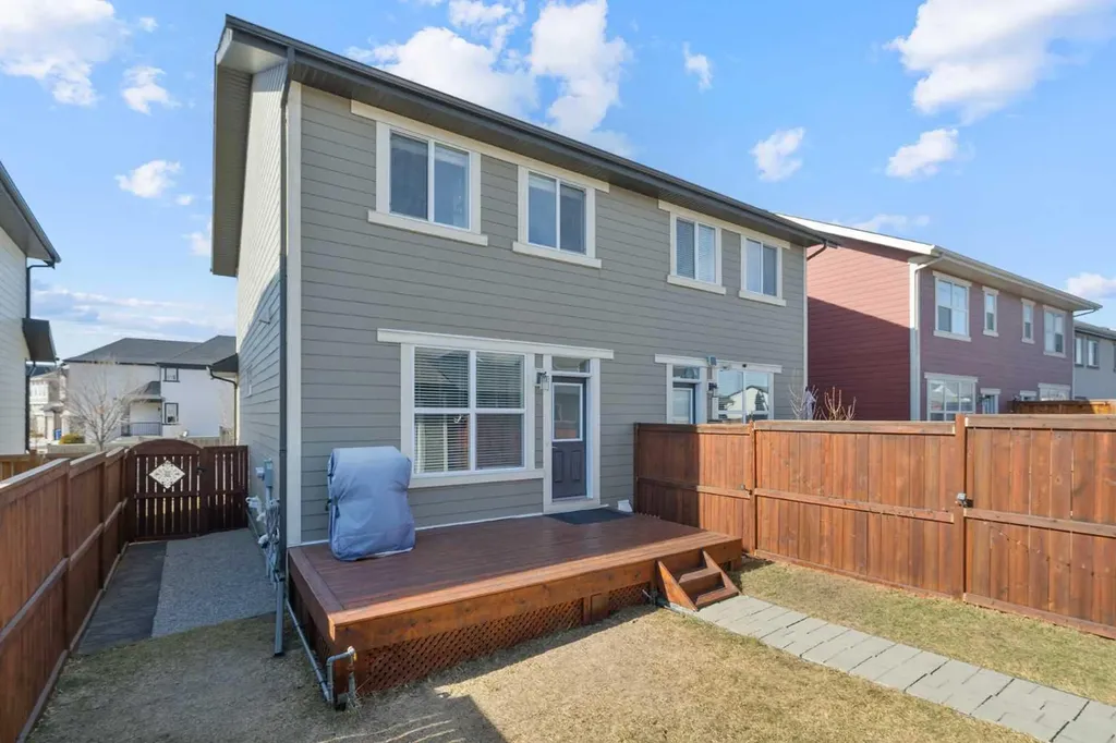 849 Mahogany Boulevard SE Calgary AB T3M 2H1
