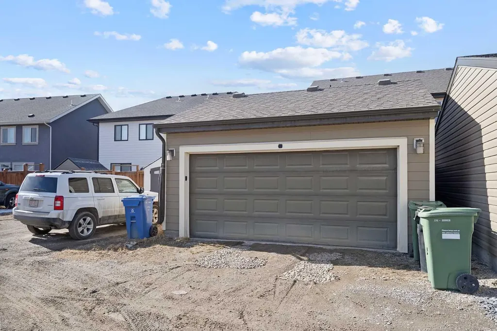 849 Mahogany Boulevard SE Calgary AB T3M 2H1