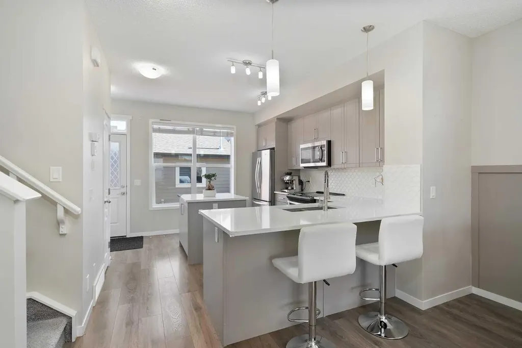 849 Mahogany Boulevard SE Calgary AB T3M 2H1
