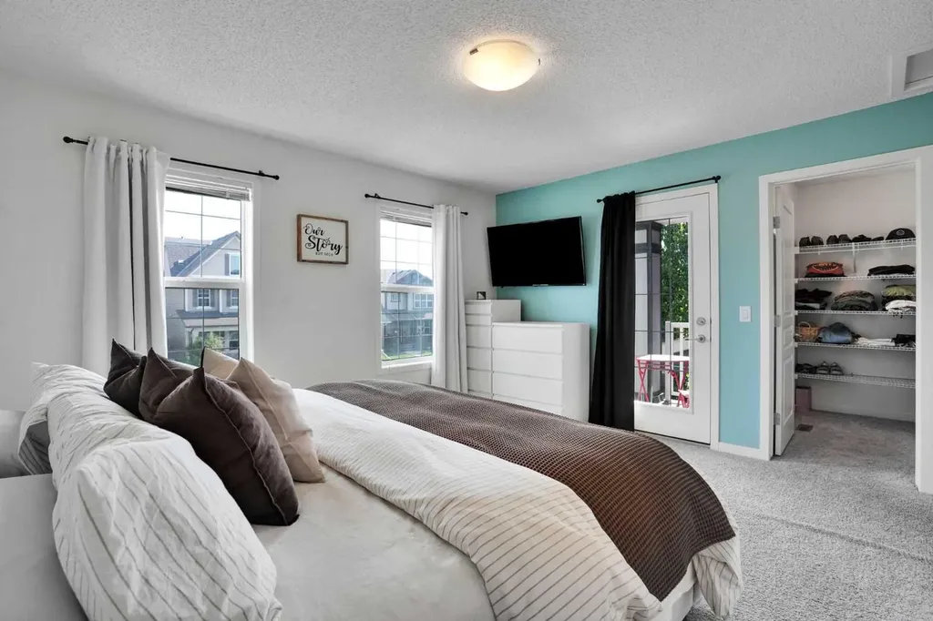209 Copperpond Parade SE Calgary AB T2Z 5B2