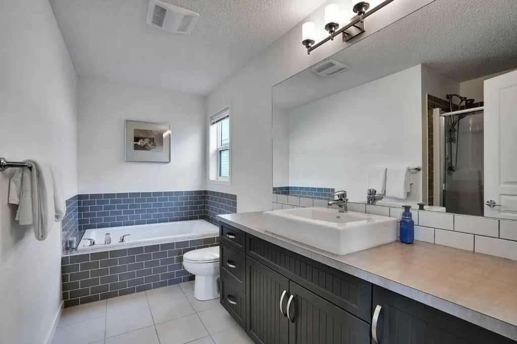 209 Copperpond Parade SE Calgary AB T2Z 5B2