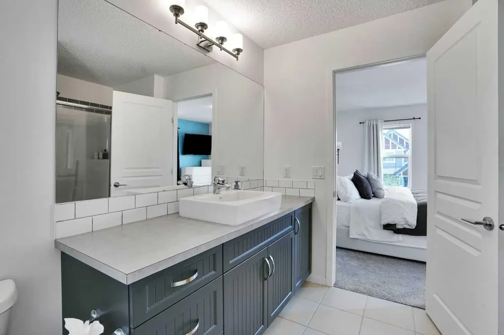 209 Copperpond Parade SE Calgary AB T2Z 5B2