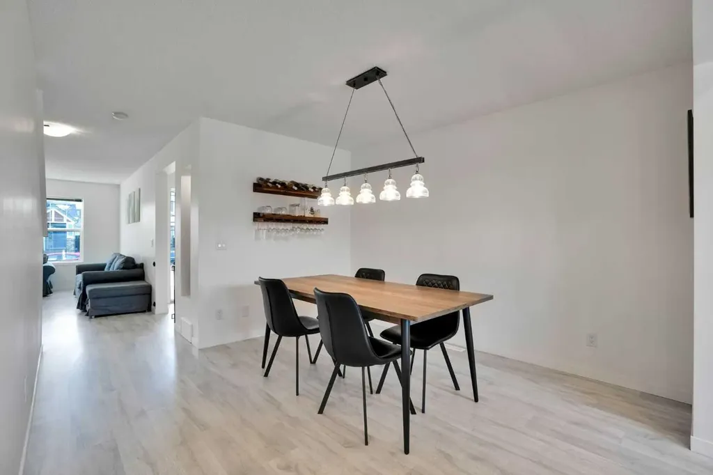 209 Copperpond Parade SE Calgary AB T2Z 5B2