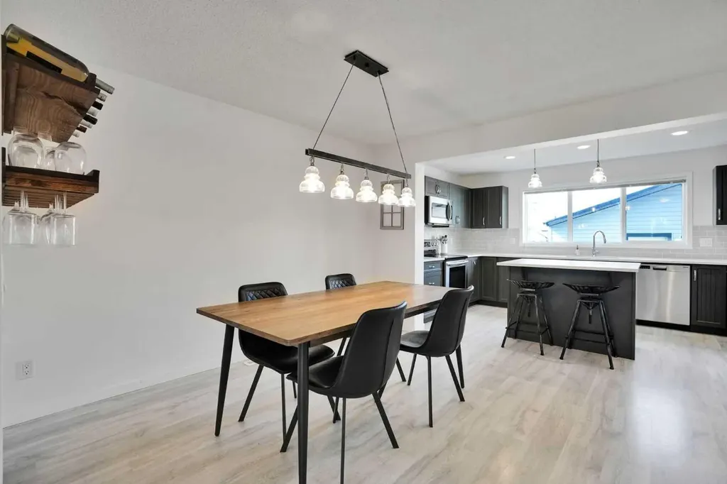 209 Copperpond Parade SE Calgary AB T2Z 5B2